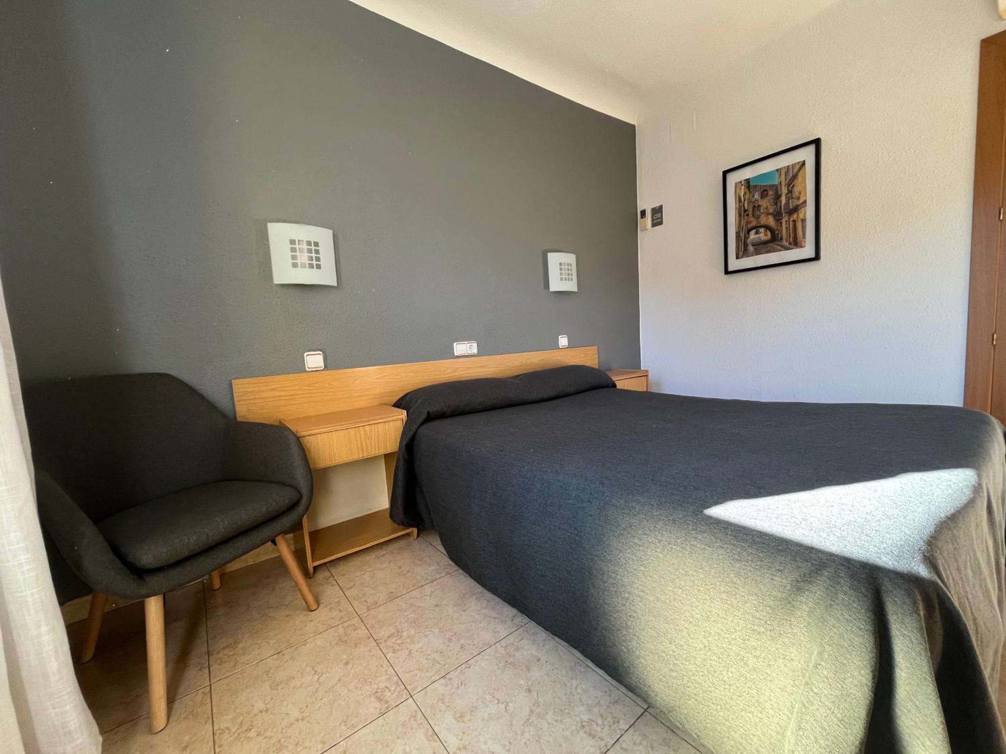 Hostal Tarres Anglés Rum bild