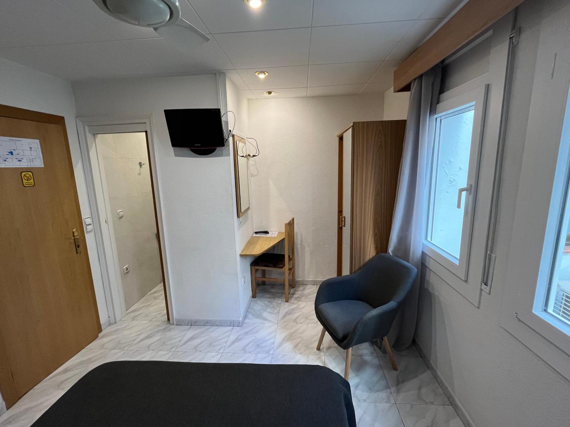 Hostal Tarres Anglés Rum bild