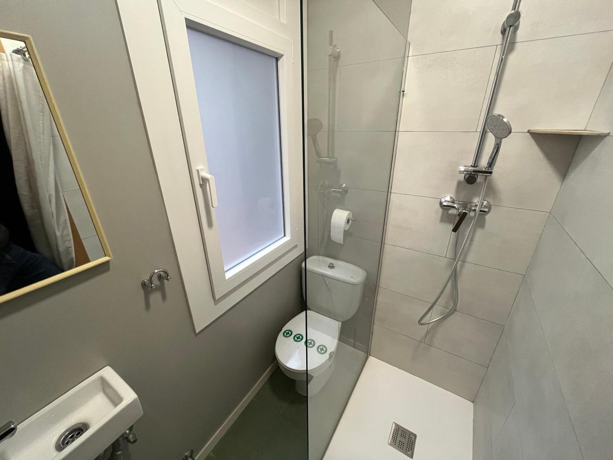 Hostal Tarres Anglés Exteriör bild